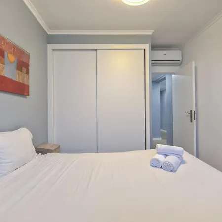 Jamor Terrace By Homing