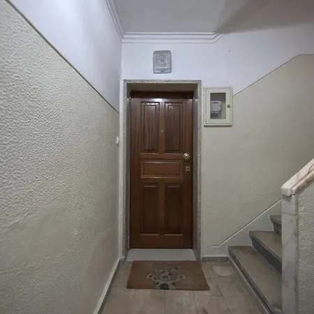 Jamor Terrace By Homing * Cruz Quebrada