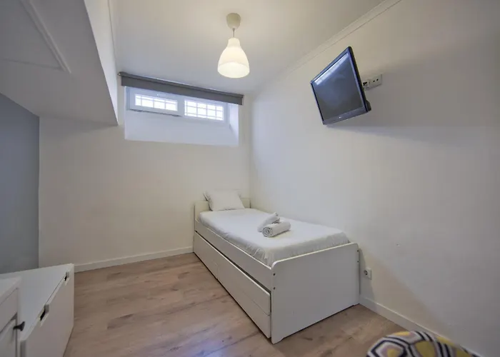 Jamor Terrace By Homing Апартаменты Cruz Quebrada