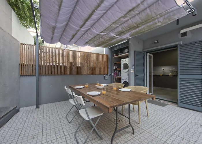 Jamor Terrace By Homing * Cruz Quebrada